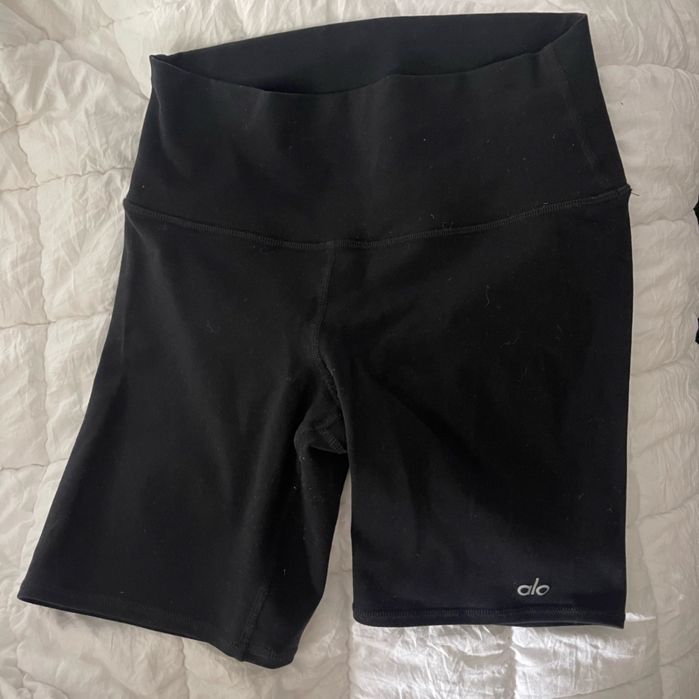 ALO Yoga Jet Black Active Shorts